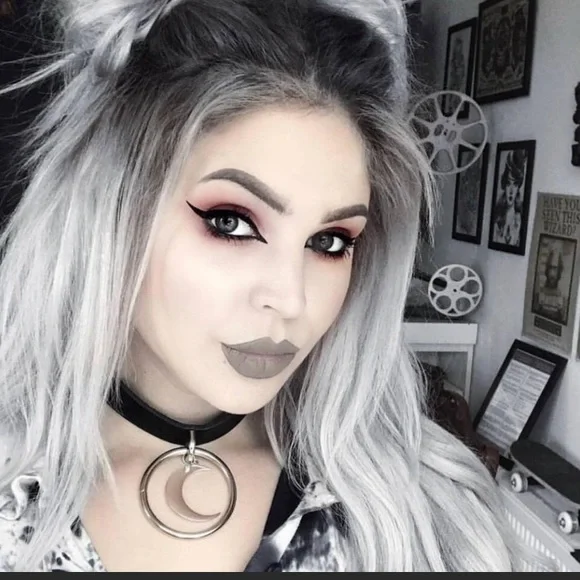 - 24” Ombre Black Gray Lace Front Wig *NEW* Black Gray Ombre Wig: 24 main image 3